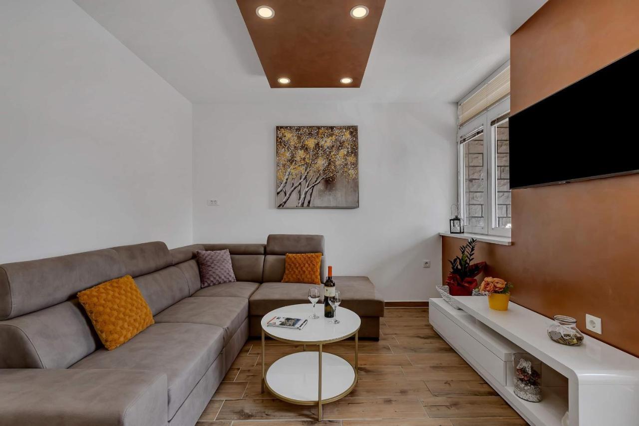 Apartman Meri ماكارسكا المظهر الخارجي الصورة