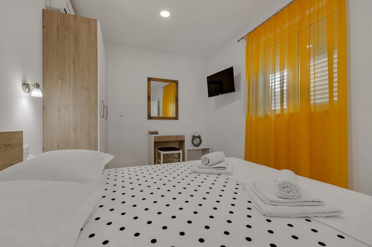 Apartman Meri ماكارسكا المظهر الخارجي الصورة